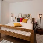 Boardinghouse Alte Spinnerei 4*