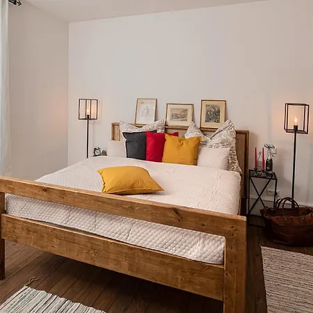 Boardinghouse Alte Spinnerei 4*